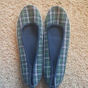 American Eagle flats